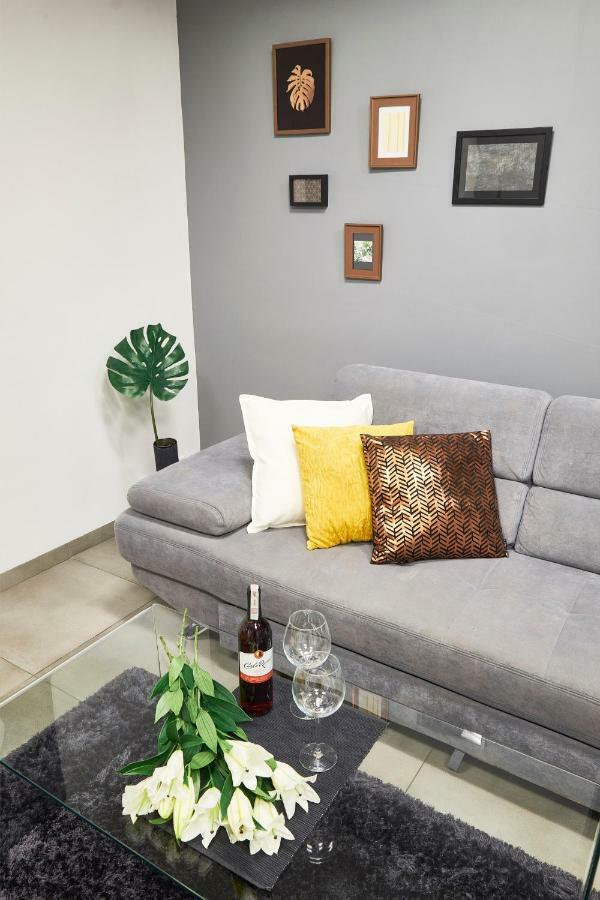 Xavier Boutique Apartment Warsaw Exterior photo
